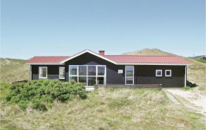 3 Bedroom Lovely Home In Hvide Sande